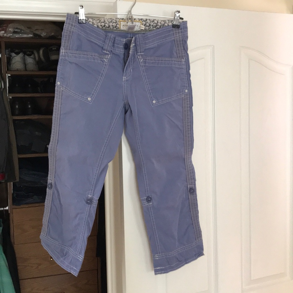 Aventura Capri-style pants; periwinkle; Size 4